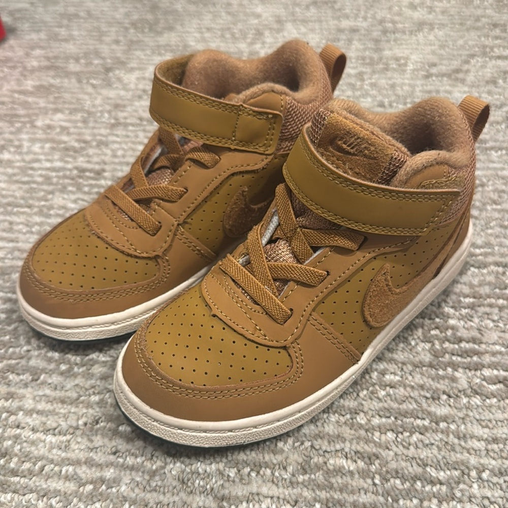 Nike Court Borough Mid (TDV)